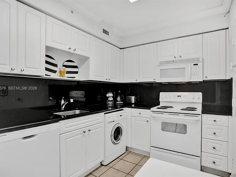 2501 S Ocean Dr #531 — Photo 10
