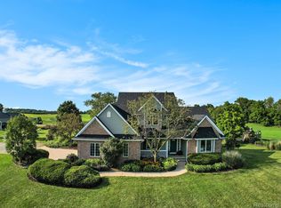 8584 E Parker Rd, Laingsburg, MI 48848