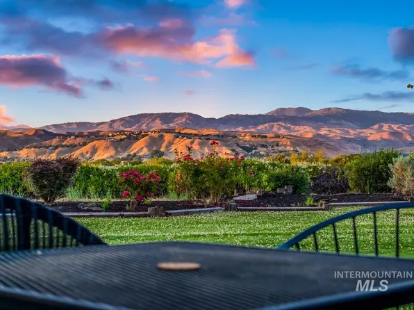 3514 N Mountain View Dr, Boise, ID 83704