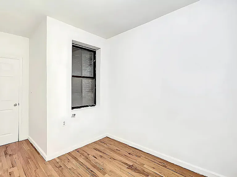 422 Amsterdam Ave #2C — Photo 4