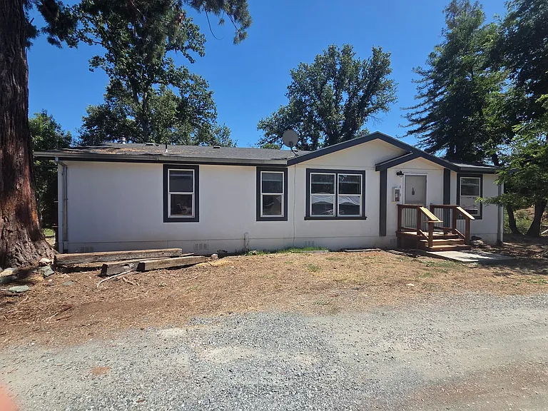 19102 Barron Ranch Rd — Photo 1