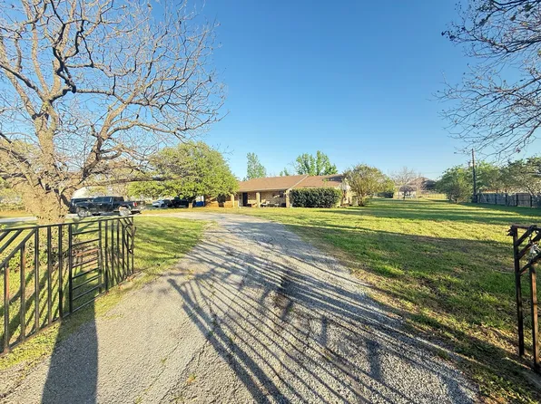 119 Wildwood Ct, Mansfield, TX 76063