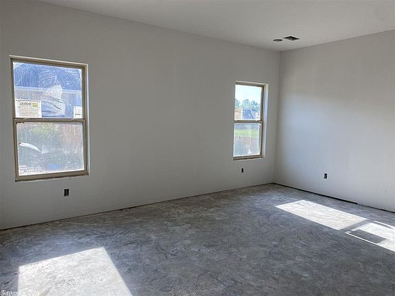 3rd image of 8849 Wingate Dr