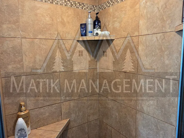 1420 Ridge Cliff Ln NE — Photo 35