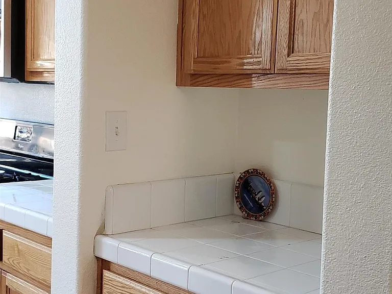 147 Trent Pl — Photo 11