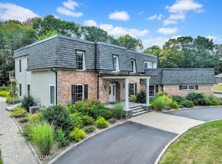 33 Fordham Rd, Wilkes Barre, PA 18702