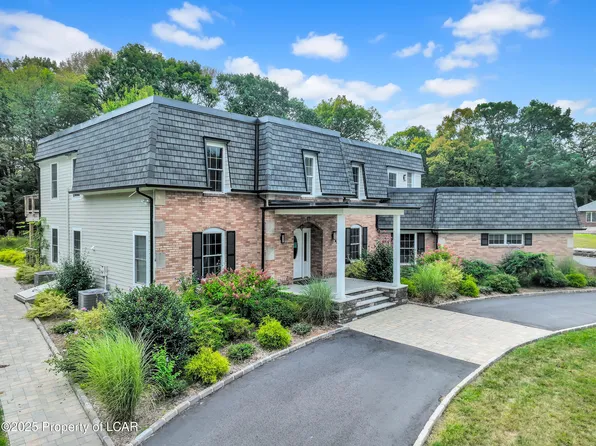 33 Fordham Rd, Wilkes Barre, PA 18702