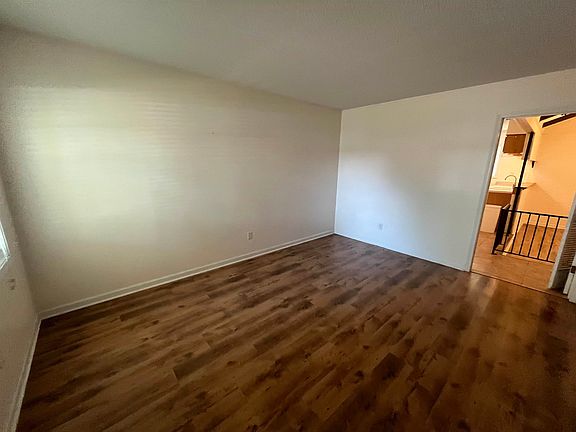 3rd image of 4784 Janie Ave