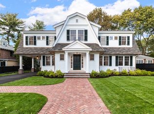 887 Commonwealth Ave, Newton, MA 02459