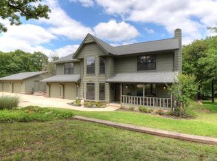 7515 Briar Ridge Ln, Tulsa, OK 74131