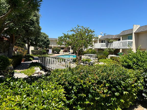 3rd image of 1200 Opal St APT 27