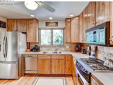 1872 Del Rosa Ct — Photo 10