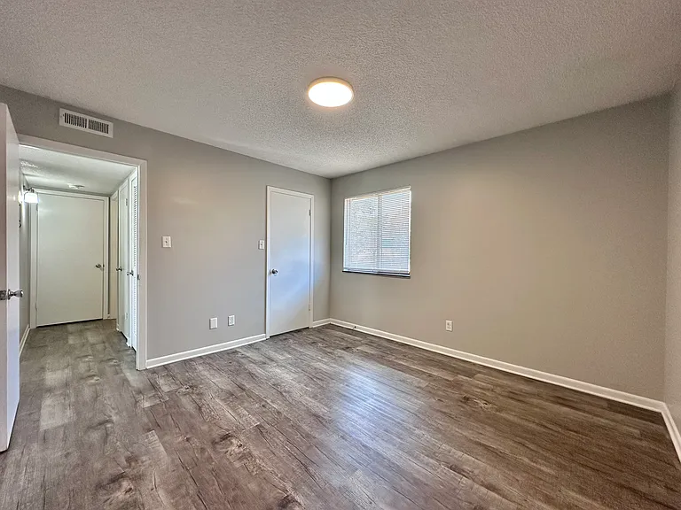 814 Twin Oaks Way #315 — Photo 6