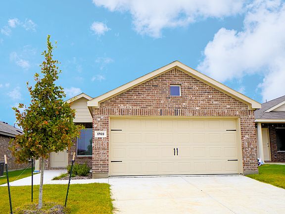 2nd image of 1769 Glacial Beech Pl