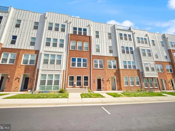 19854 Lavender Dust Sq, Ashburn, VA 20147