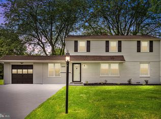 160 Church Rd, North Wales, PA 19454