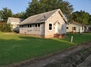1102 8th St, Pawnee, OK 74058
