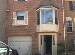 7605 Dominion Dr, Falls Church, VA 22043