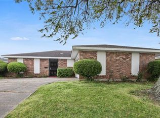 785 Terry Pkwy, Terrytown, LA 70056