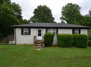 137 Henry Cir, Red Boiling Springs, TN 37150