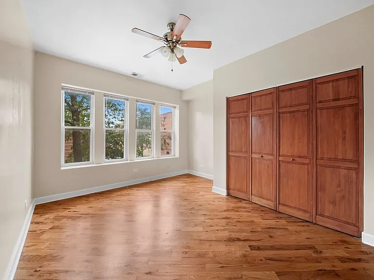 7211 N Damen Ave #2 — Photo 8