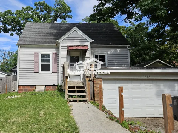 1525 32nd St, Des Moines, IA 50311