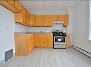 322 56th St APT 3, West New York, NJ 07093
