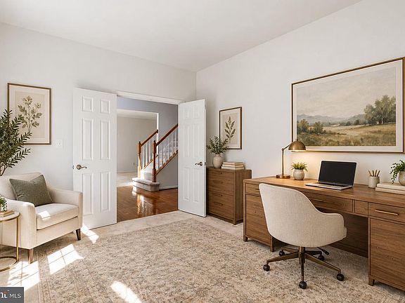 2nd image of 8114 Holly Ln