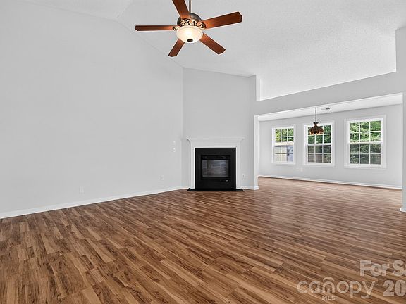 4th image of 2003 Southwind Trail Dr