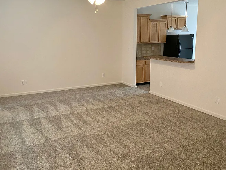 Waveland Townhomes — Photo 19