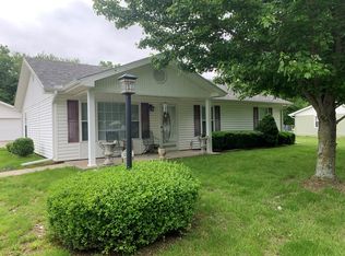 1904 N Elm St, Nevada, MO 64772