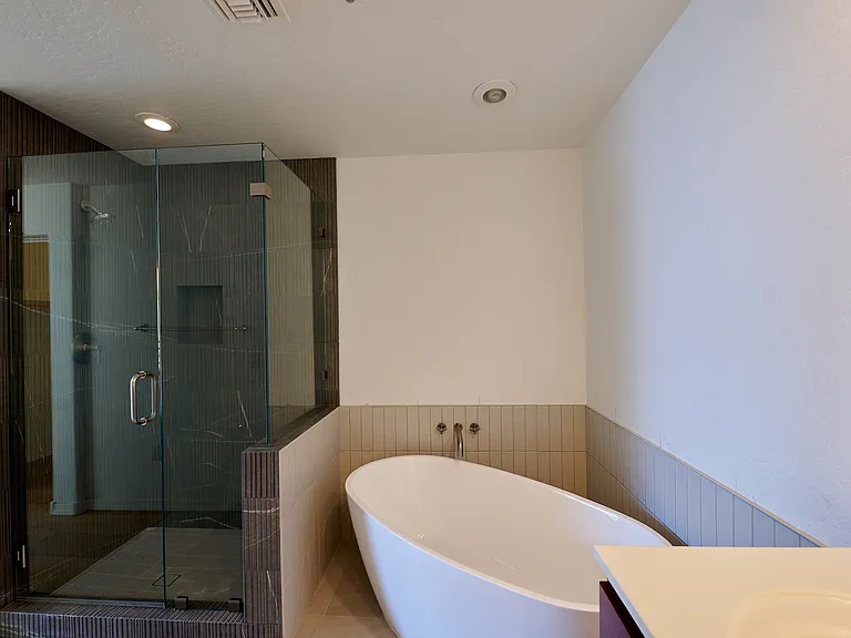 17 W Vernon Ave #612 — Photo 11