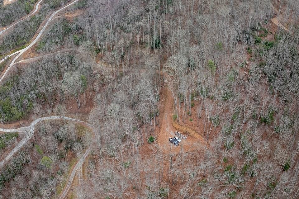 1st image of 999 Breedlove Rd