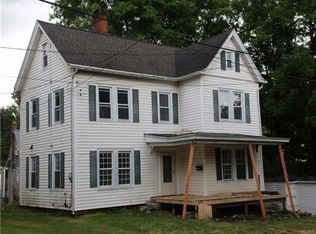 14 Wurts Ave, New Paltz, NY 12561