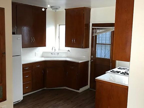 2nd image of 4033 Palmwood Dr APT 7
