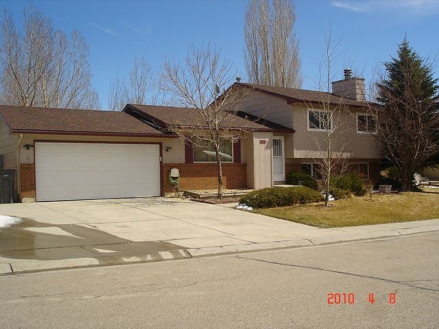 1st image of 3350 Sierra Cir