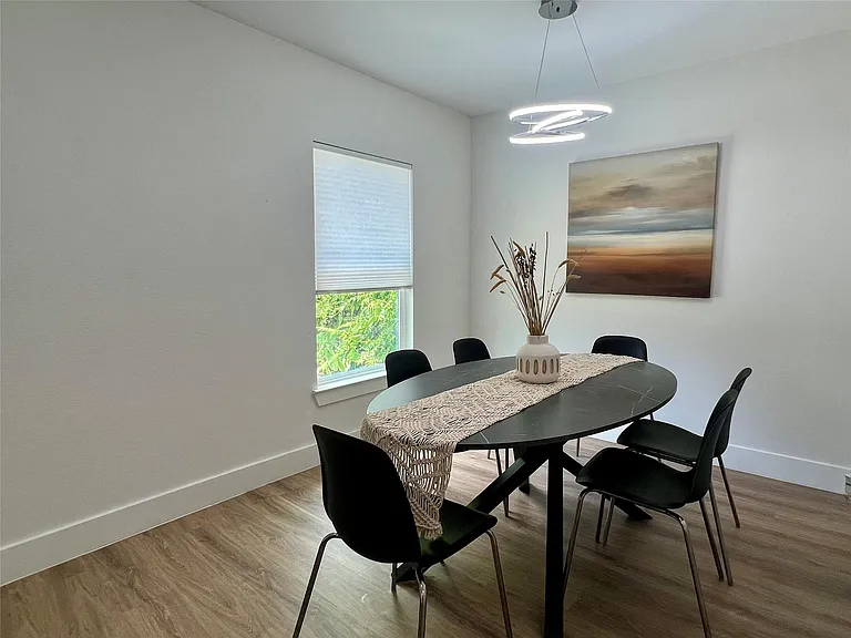 1119 Panama St — Photo 11