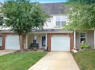 865 Creek Crossing Trl, Whitsett, NC 27377