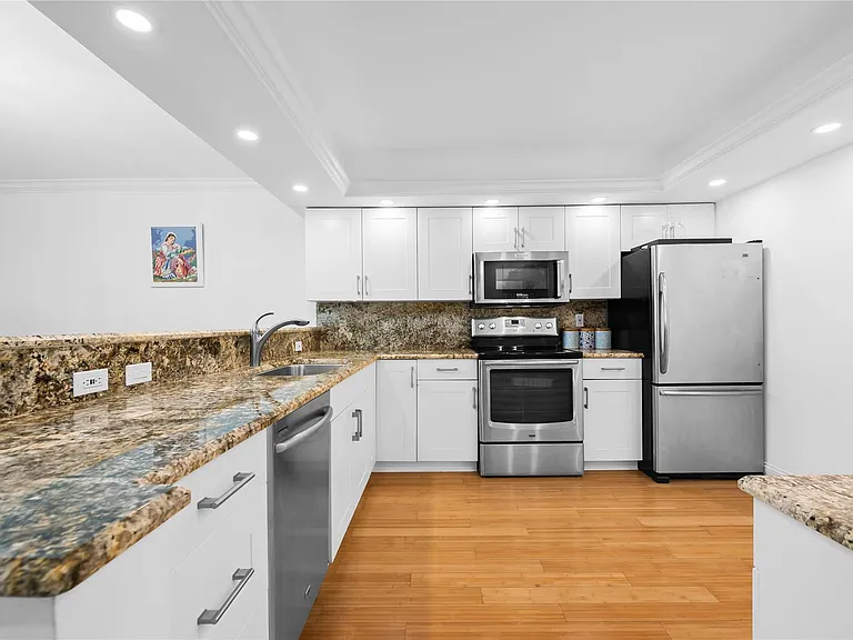 5100 N Ocean Blvd #702 — Photo 9