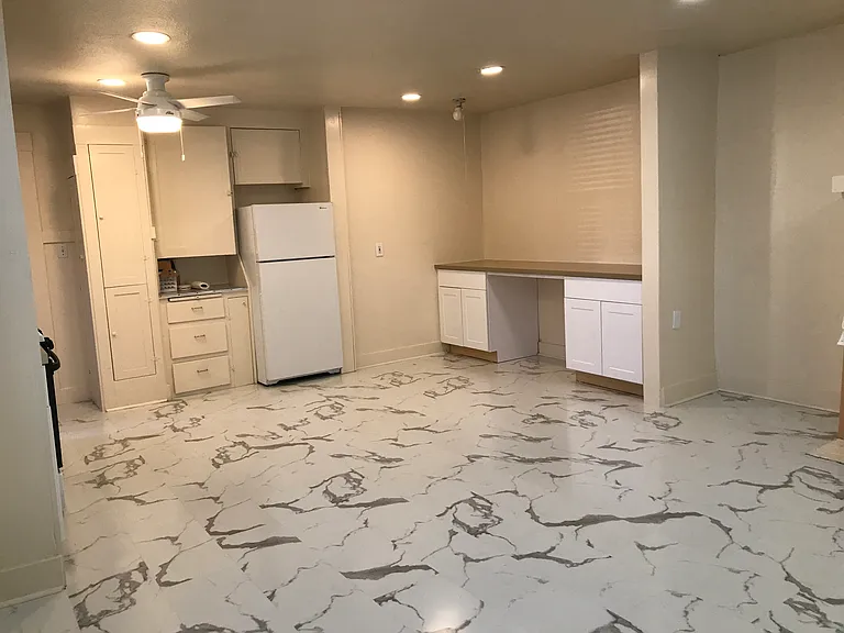 703 Adams St — Photo 1