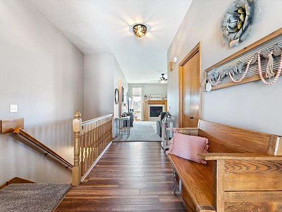 4th image of 609 Marian Ave