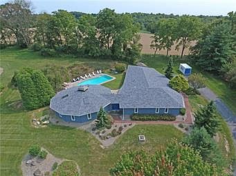 1st image of 500 Longacre Dr