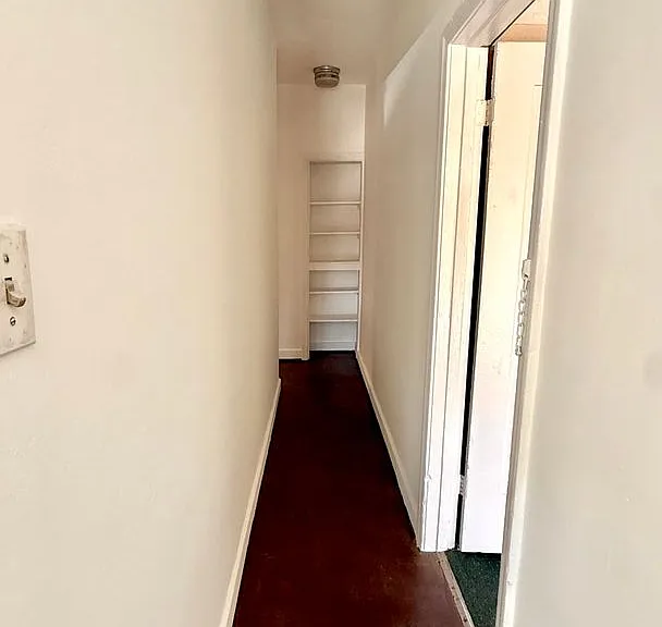 543 N Sycamore Ave — Photo 5