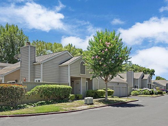 5th image of 2021 Cedar Ridge Dr
