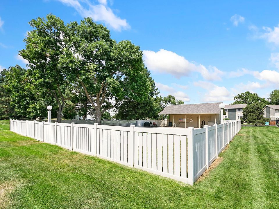 2nd image of 2606 Davidson Dr #B