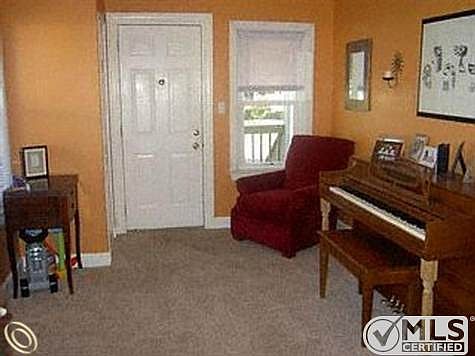 Kenmore Front Room