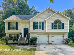 45 Riverside Ct, Hampton, GA 30228