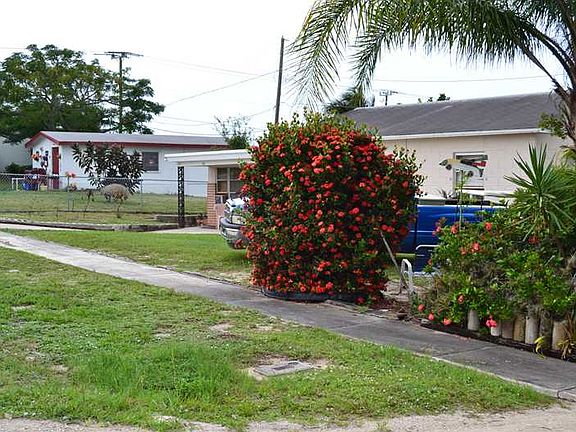 5th image of 2114 1st Ct SE