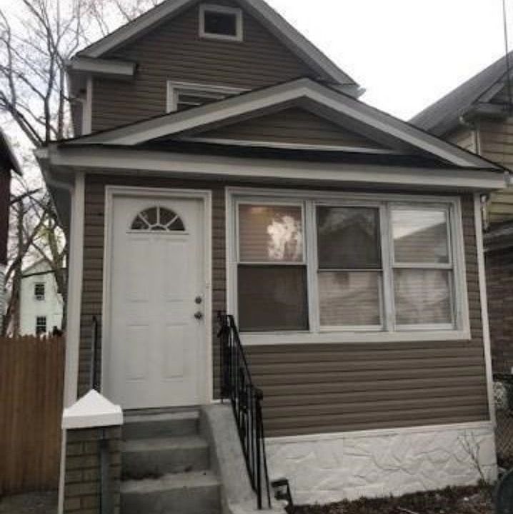 1st image of 11921 146th St