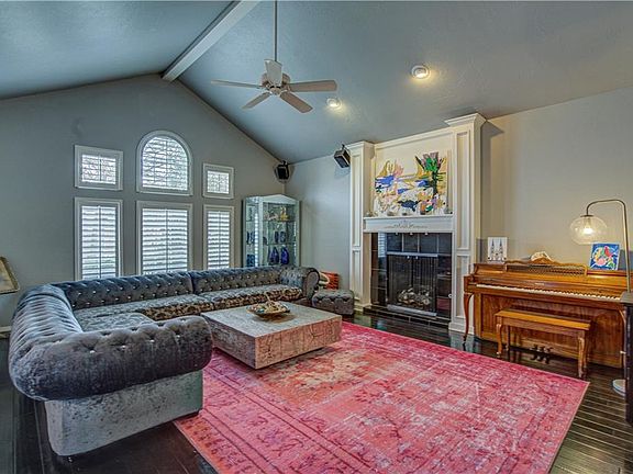 5th image of 2812 SW 109th St